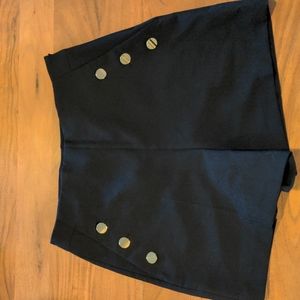 Zara black shorts with gold buttons, size L